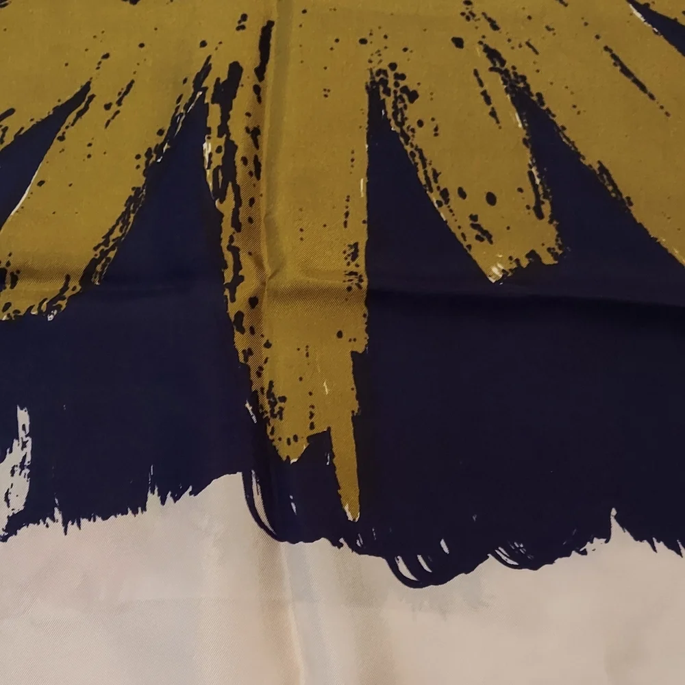 Christian Dior Navy and Olive Green Scarf - Picture 2 of 5